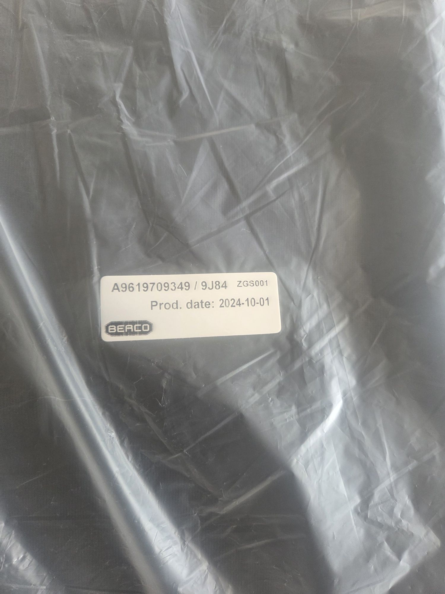 Materac nawierzchniowy dodatkowy  do Mercedesa  Actrosa MP4 MP5 kamper