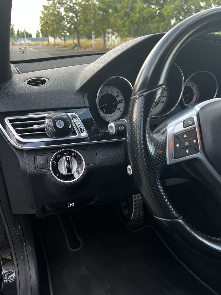 Mercedes-Benz E250 CDI AMG 9G-Tronic – Excelente oportunidade