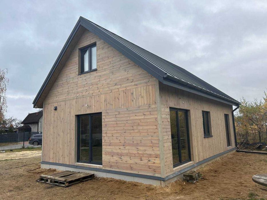Dom Szkieletowy Całoroczny - 88 m2 - ryglowo-słupowo prefabrykowany