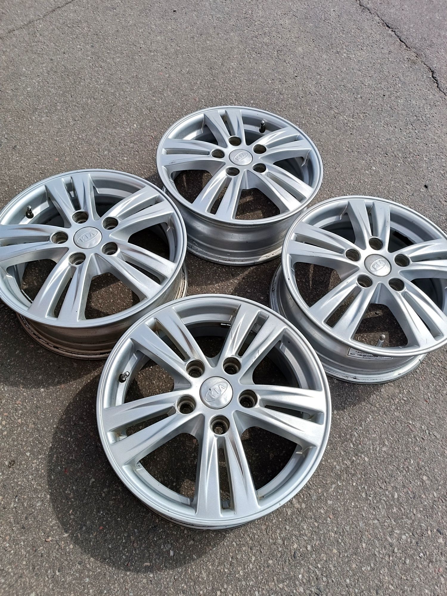 Диски оригінал KIA R15 5*114.3ЦО 67.1 Кіа Хюндай І30 І20 Elantra Mazda