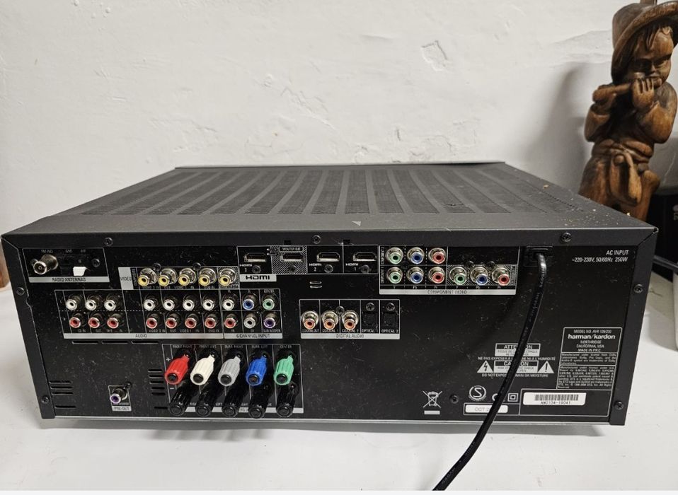 5.1 Amplituner Harman Kardon AVR 139/230 5 x 70 W