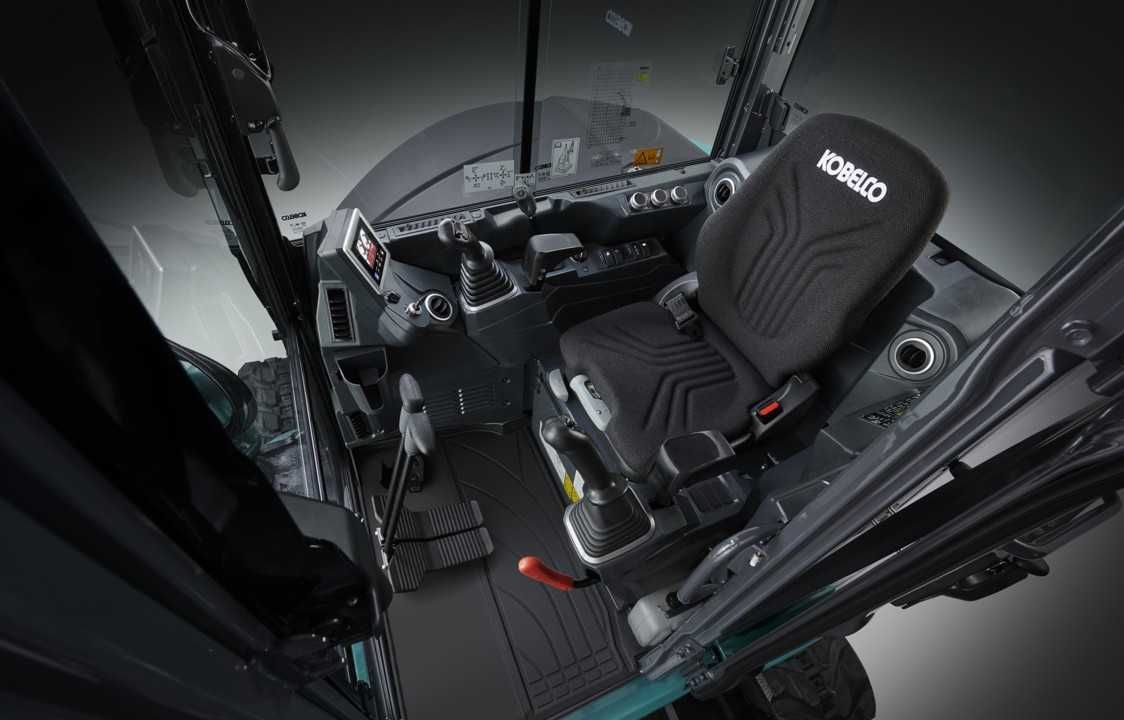 Minigiratória Kobelco 5 toneladas nova pagamento ( 3 anos sem juros)