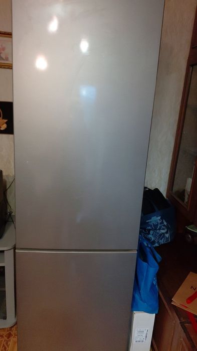 Холодильник Samsung