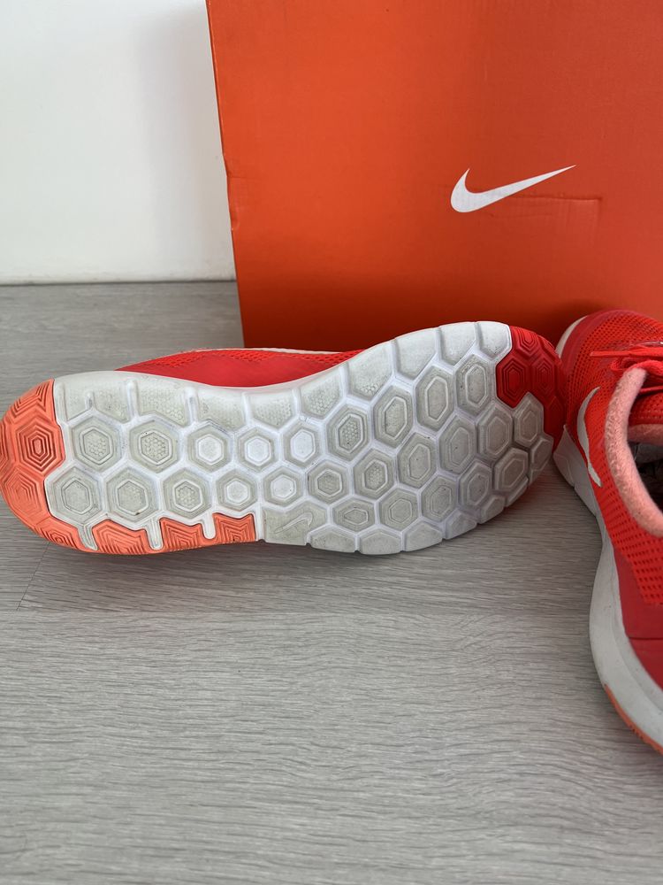 Buty NIKE Performance Flex Experience RN 4