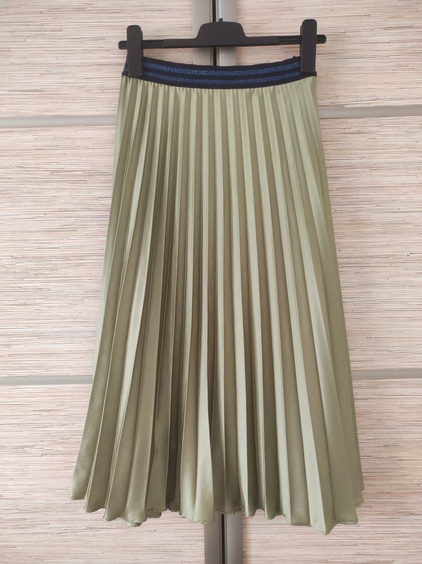 Spódnica satynowa plisowana midi 38 M Jake*s collection zielona oliwko