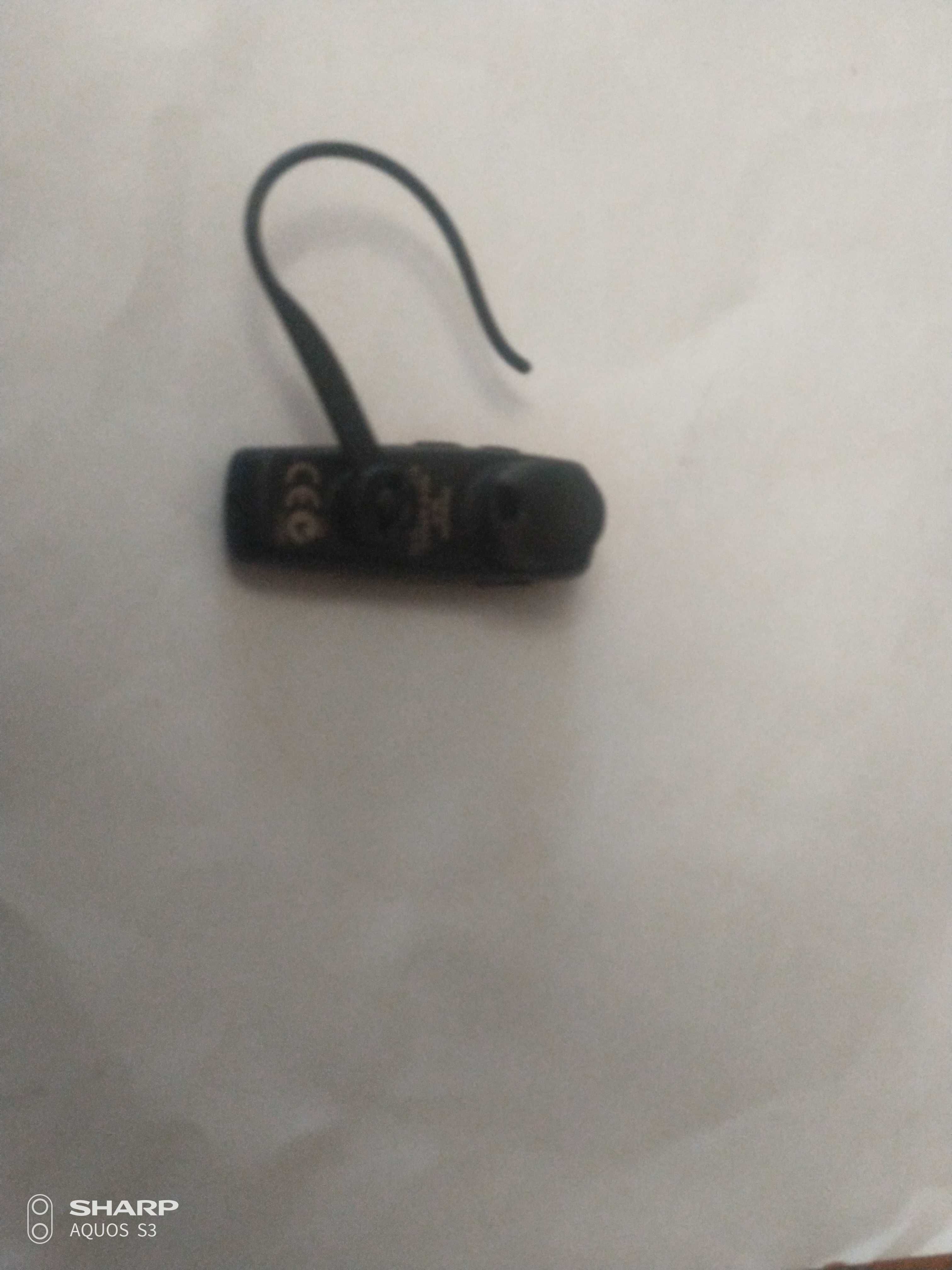 Bluetooth гарнитура Plantronics M10