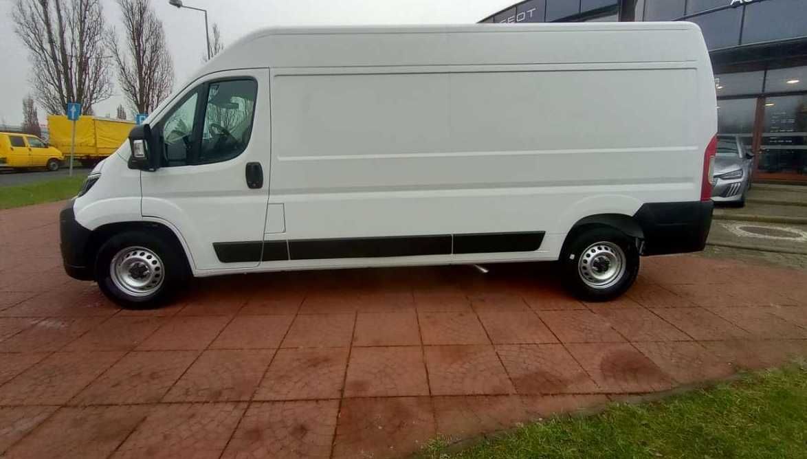 WYPOŻYCZALNIA – bus dostawczy blaszak L3H2 AUTOMAT Bydgoszcz i okolice