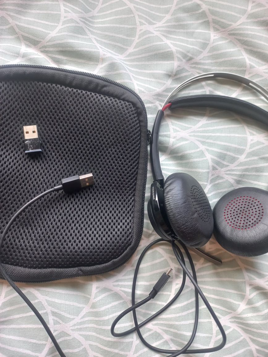 Auscultadores Bluetooth Plantronics