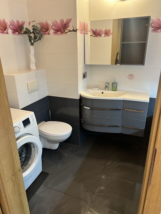 Wynajmę mieszkanie od grudnia.