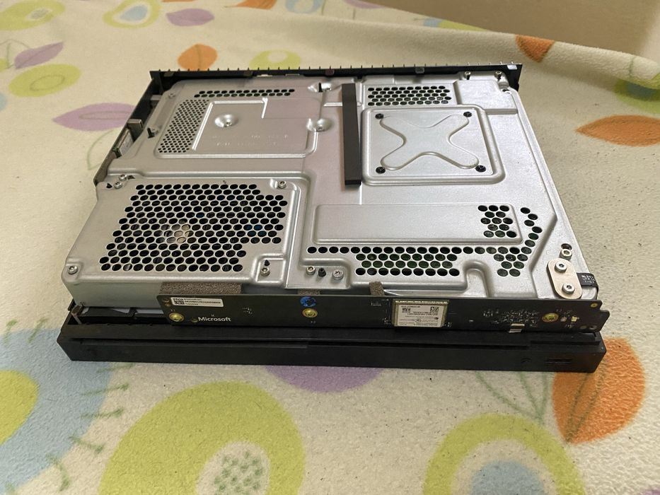 Xbox one x para peças