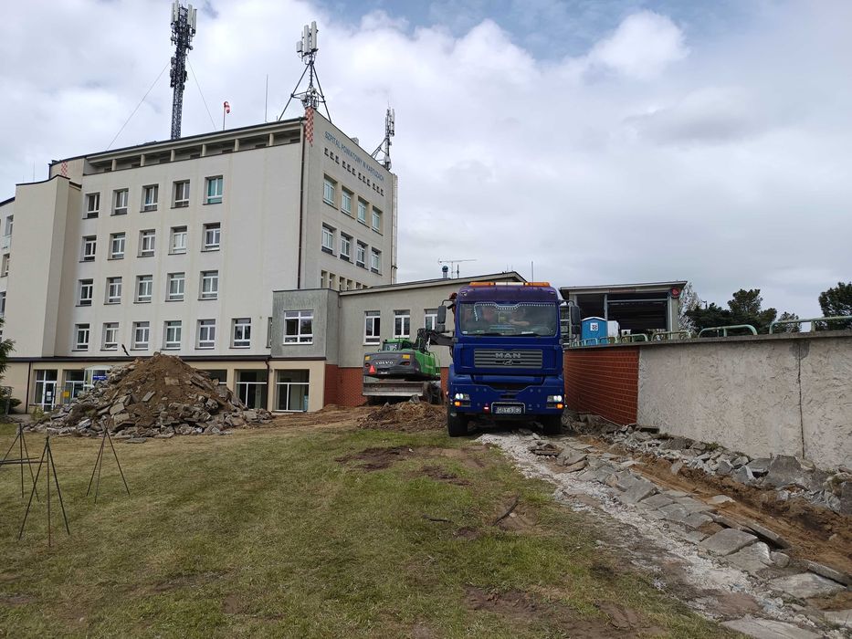 Prace Ziemne Rozbiórki Materiały Sypkie Piasek Żwir Czarnoziem