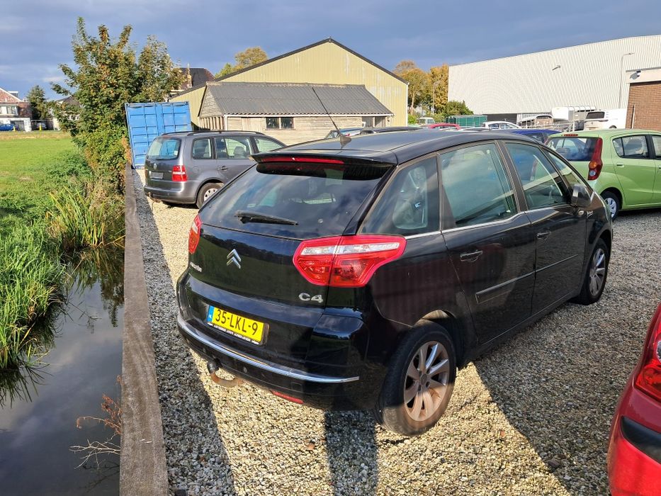 Sprzedam citroen c4 picasso na części lub uszkodzone