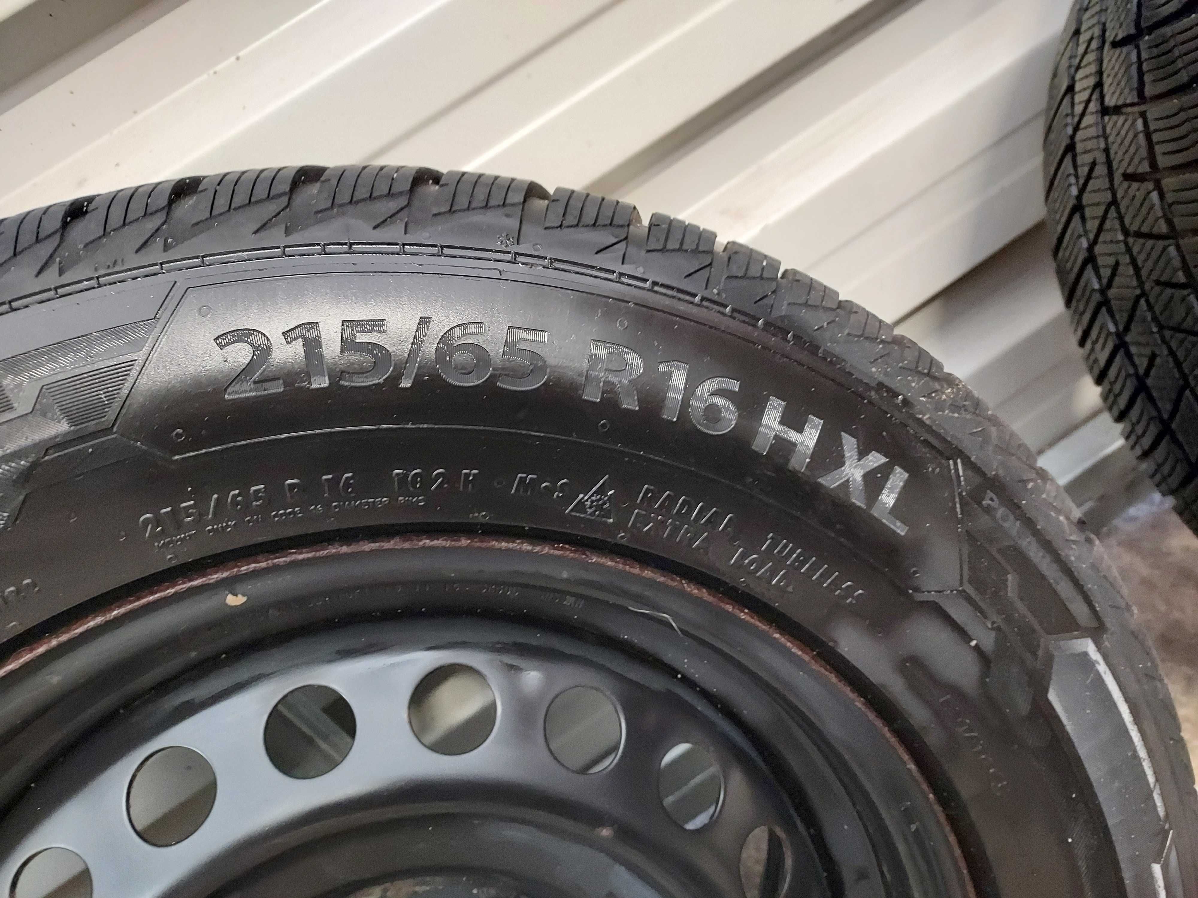 Koła Felgi Opony Zimowe Barum Polaris 5 215/65R16 Renault