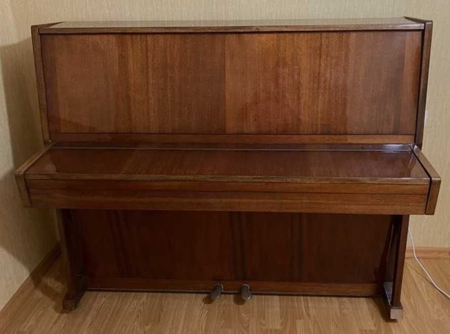 Продам фортепиано "Україна"