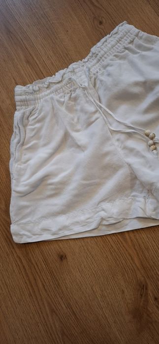 Spodenki białe H&M rozmiar XS 34
