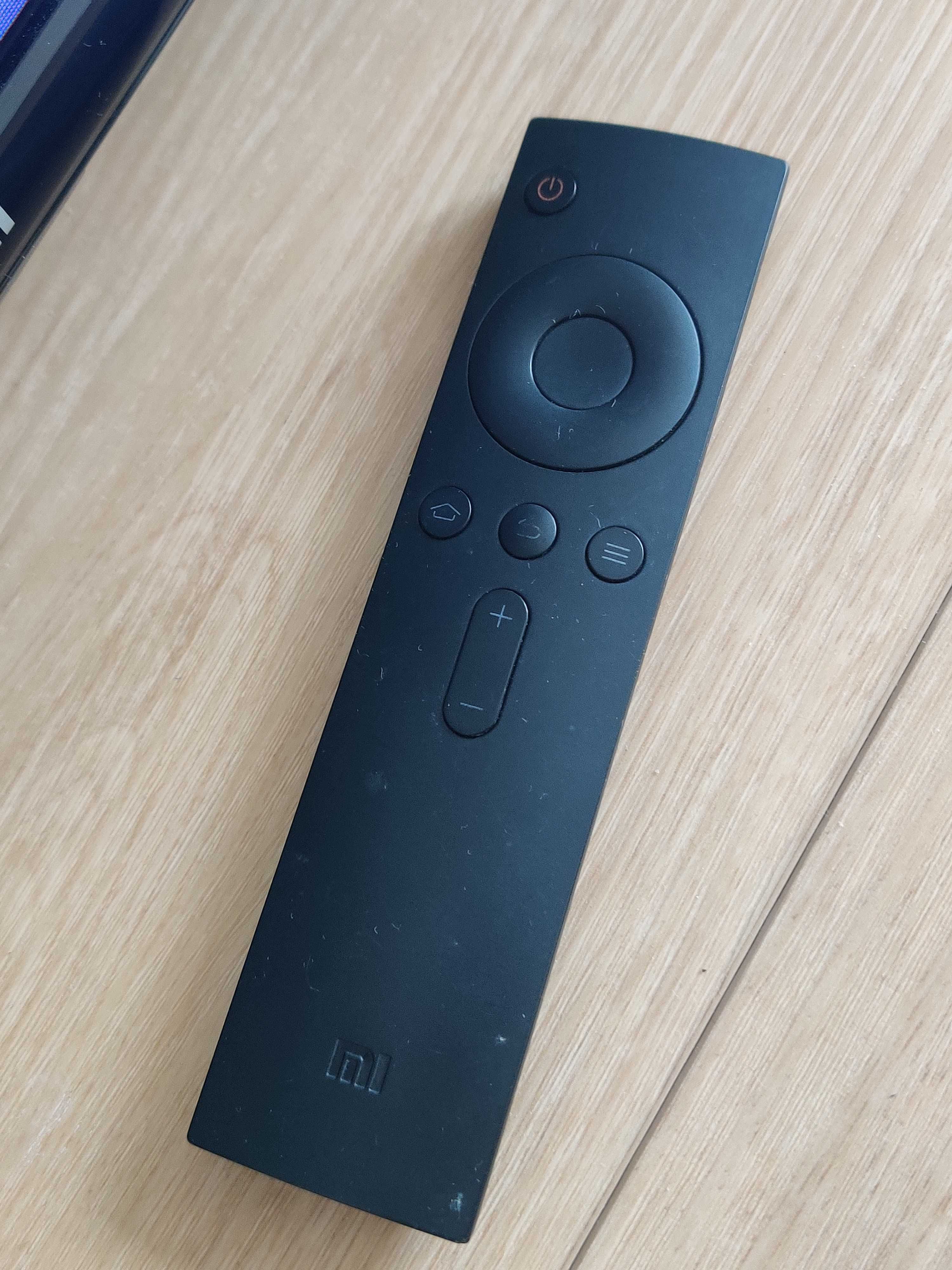 Telewizor Xiaomi 32 cale z dekoderem Ariva T30 i kablem HDMI
