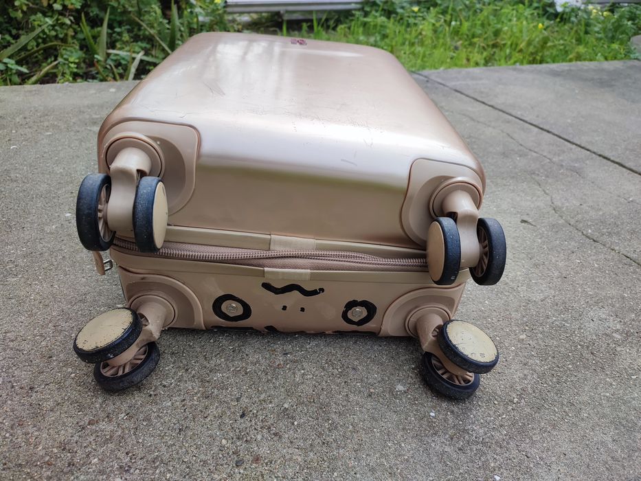 Mala troley super diferente it tribute Mr doodle