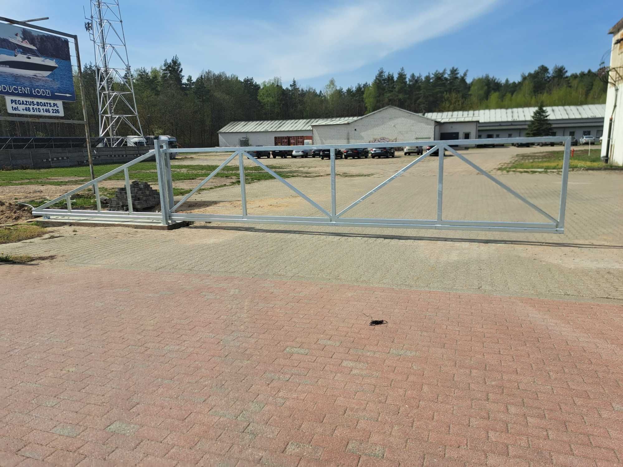 Brama przesuwna 8m wjazdu