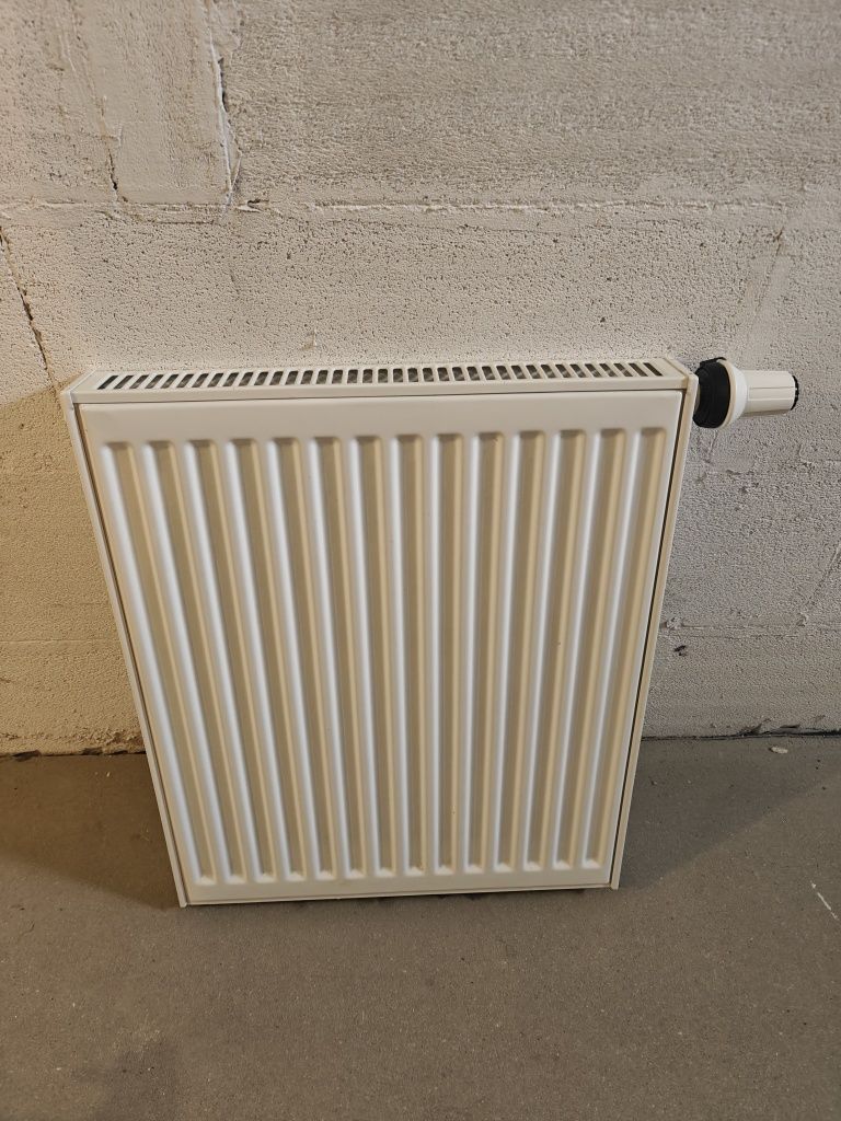 Kaloryfer Purmo 60x50 cm nowy !! Z głowicą danfoss Tanio !!