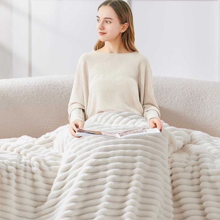 Nowy koc flanelowy / kocyk / narzuta / puszysty / 125x150cm / A2377!
