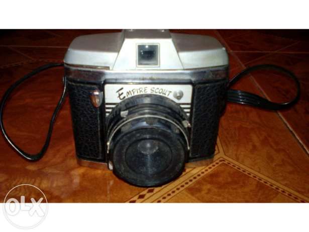 Máquina fotográfica antiga dos anos 60 empire scout