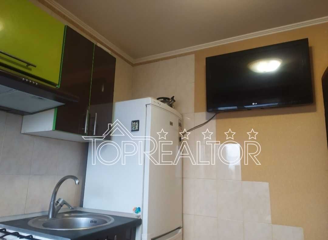 СТАЛИНКА С ЛИФТОМ! Ж/Б! ПУШКИНСКАЯ! 2 дом от метро. Продам 2к 45 м2