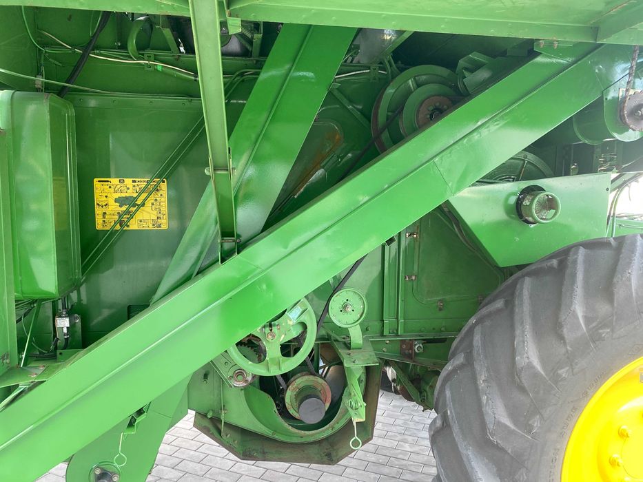 Комбайн John Deere 1055 3430 мот/год