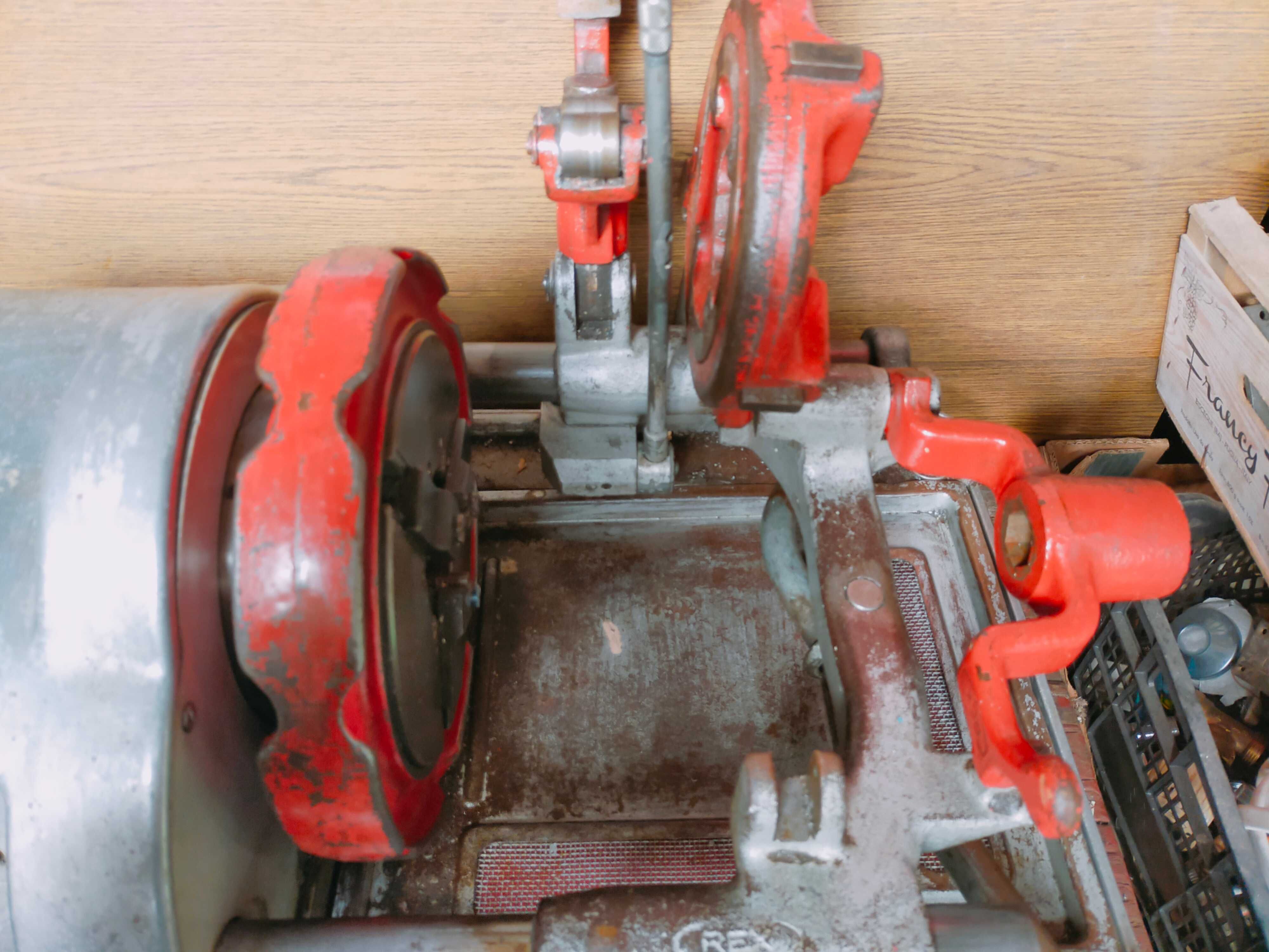 Gwintownica stacjonarna Super Ego (Rex Tool) model 50A. Używana
