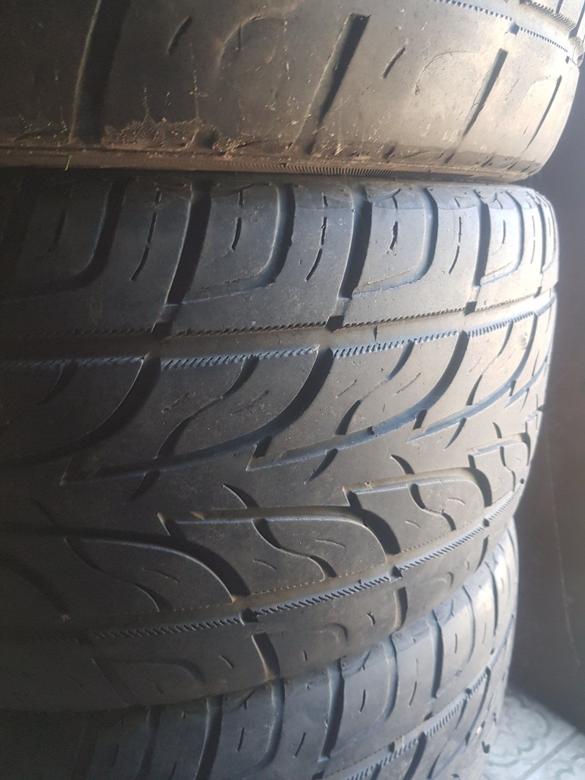 Резина літня  295/45 r20 Sailun