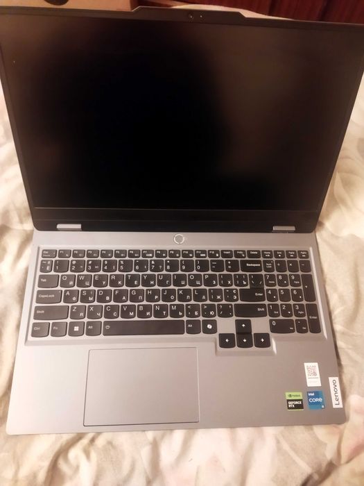 Lenovo модель loq15iax9