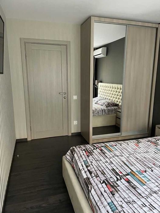 Сдается 3-х к. квартира студия с авторским ремонтом в р-не Металлургов