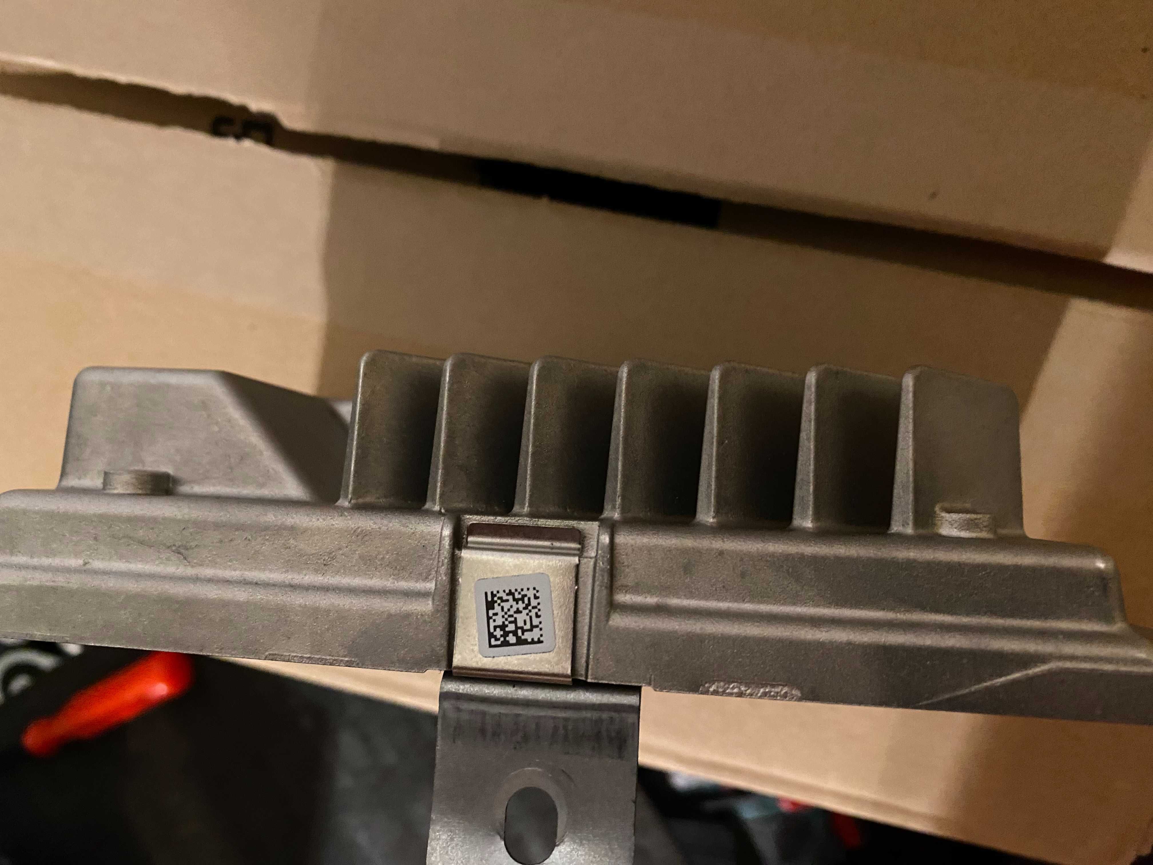 Wzmacniacz BMW G21 HIFI S676 oryginał