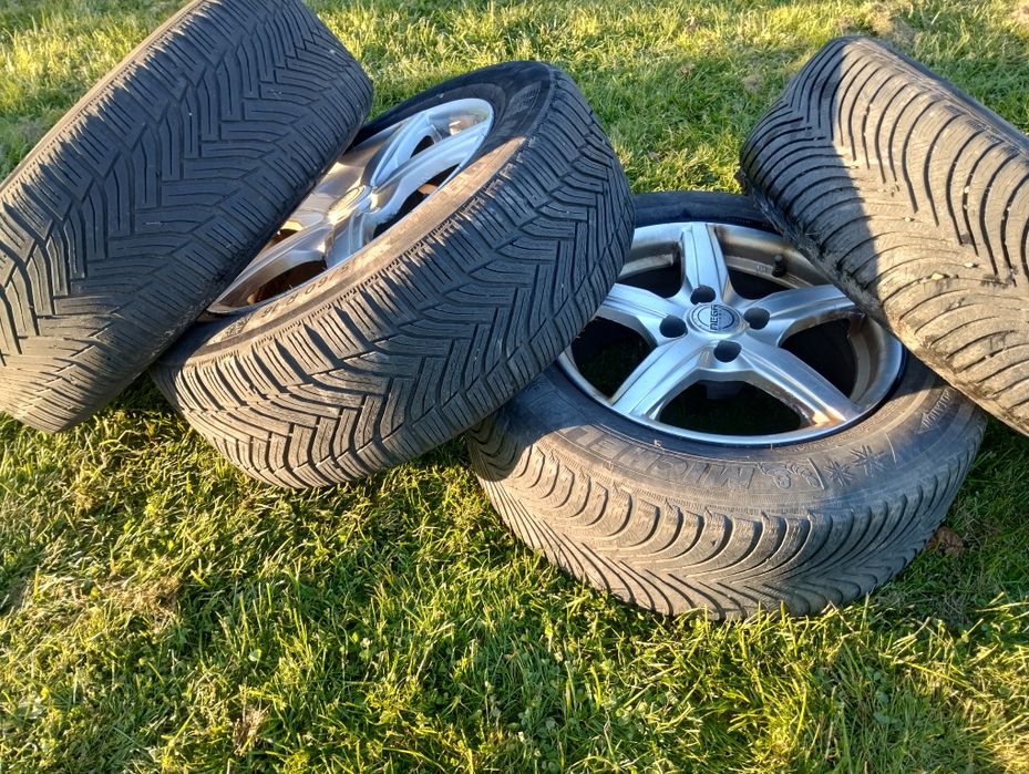 Koła zimowe alufelgi 215/60 r16 4x108