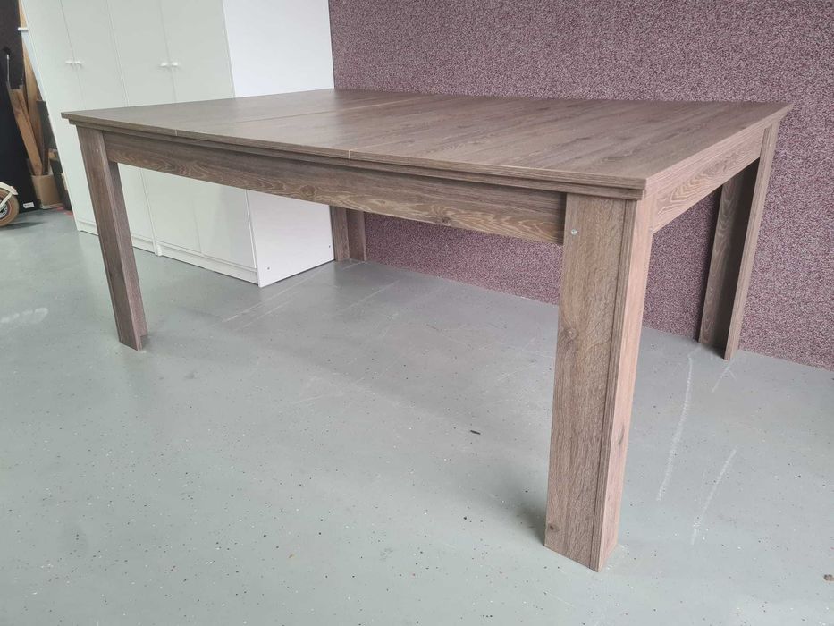 Stół do planszówek