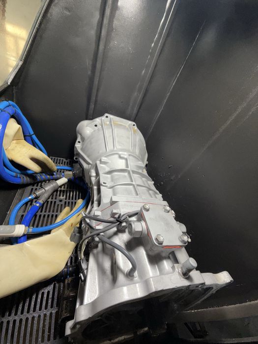 Надоємо послуги Аквабласту ,піскоструй ,порошкова покрасуа,мийка днища