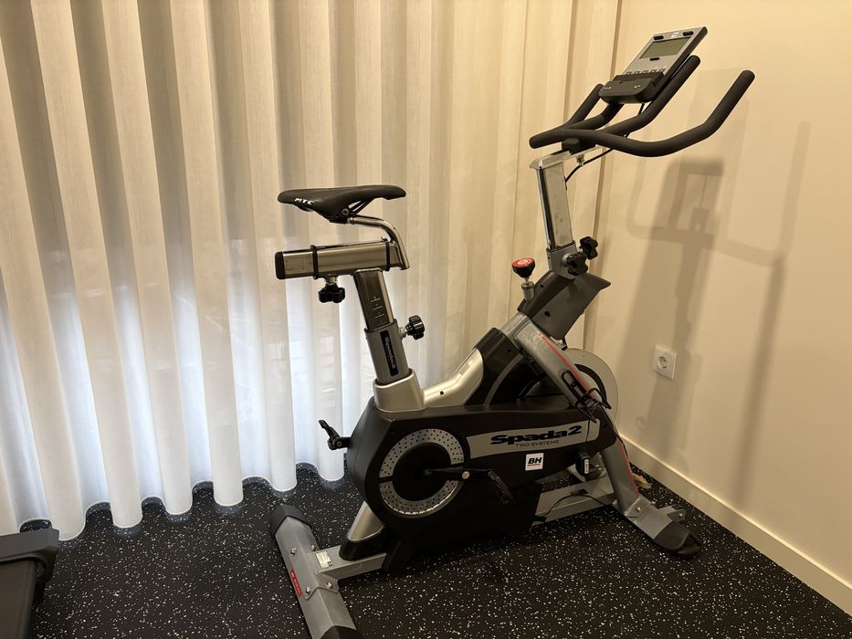 Bicicleta Spinning - BH Spada 2