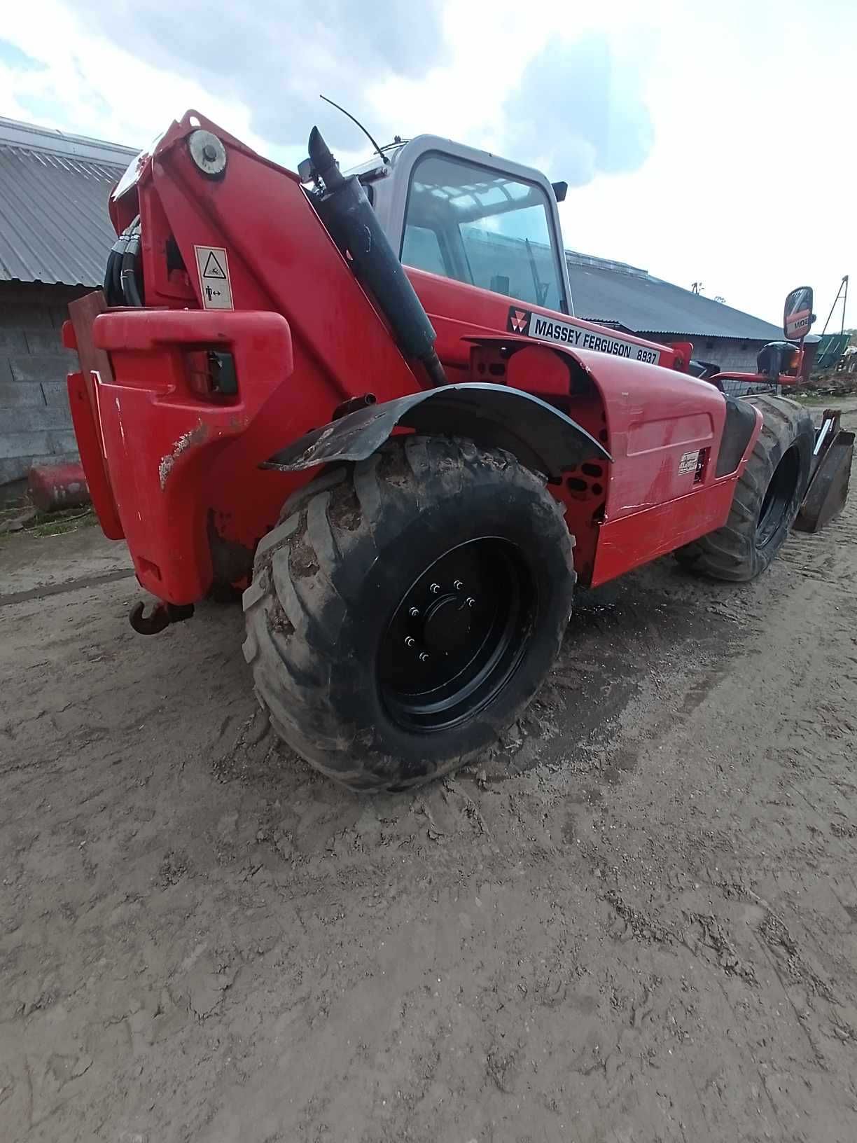 Ładowarka Massey Ferguson 8937 sanderson bobcat Manitou