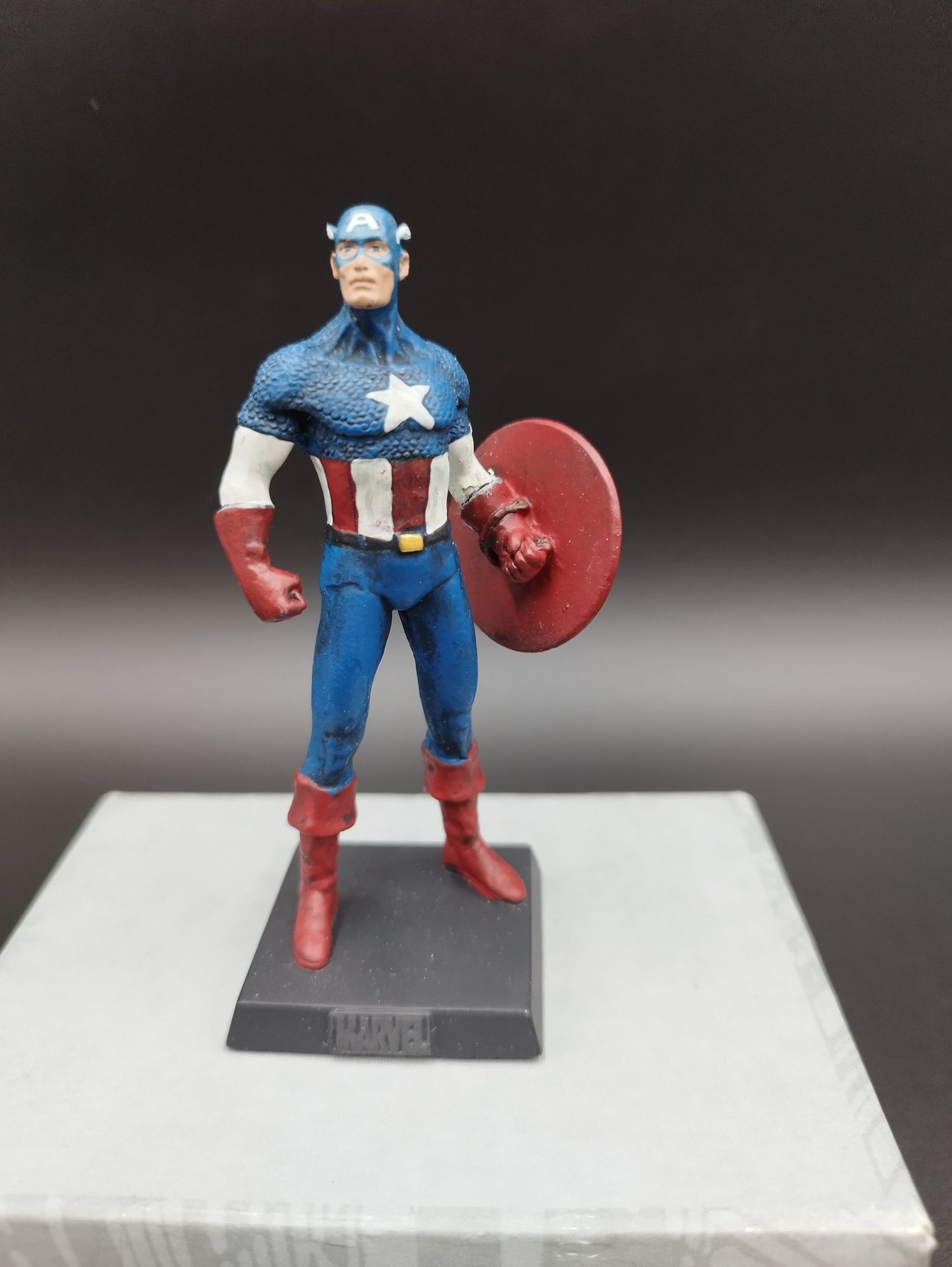 Figurka Marvel Klasyczna Capitan Ameryka #4 ok 8 cm figurka ciężka  no