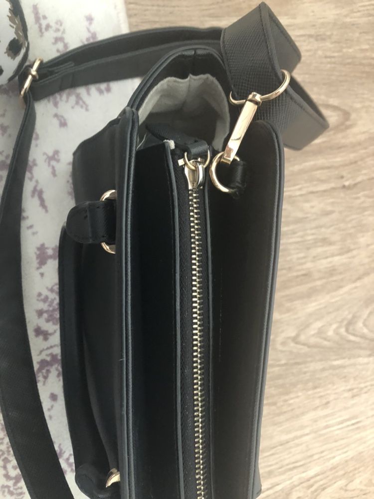 Torebka city bag czarna Mango