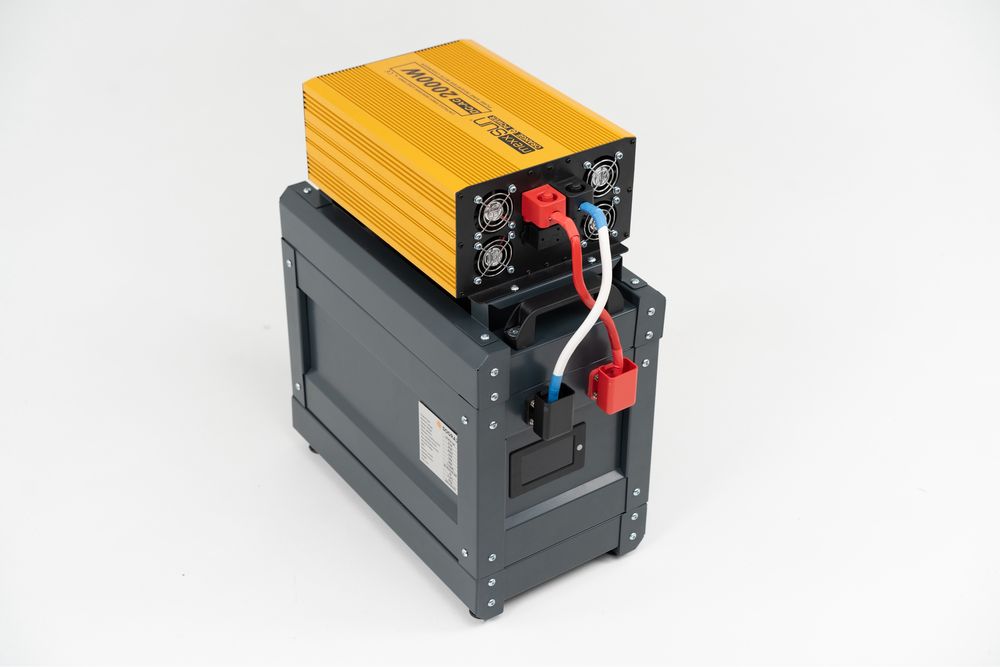 Акумуляторна батарея