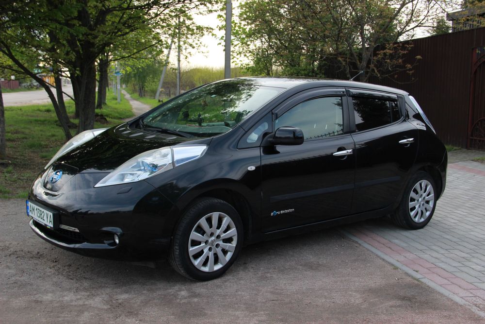 Nissan Leaf 2011