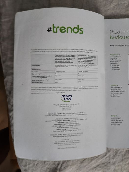 Podręcznik #trends 2 A1+ – niemiecki liceum, lekko używany, DB+