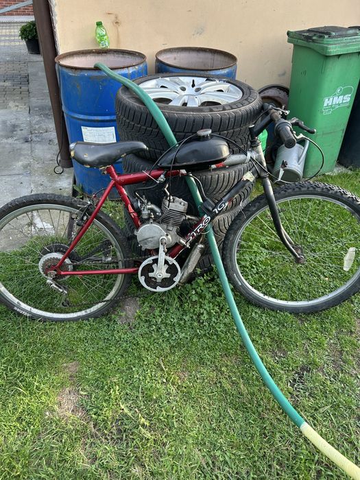 Rower Spalinowy, rower z silnikiem