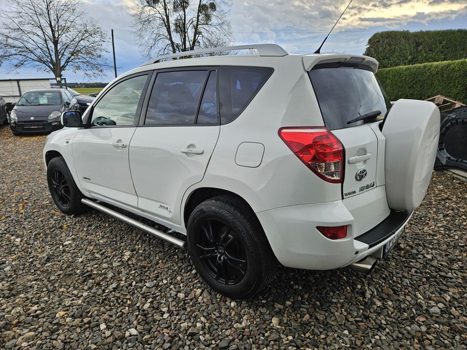 Toyota Ra4 2.2 D4D 4x4 nawigacja Grzane fotele