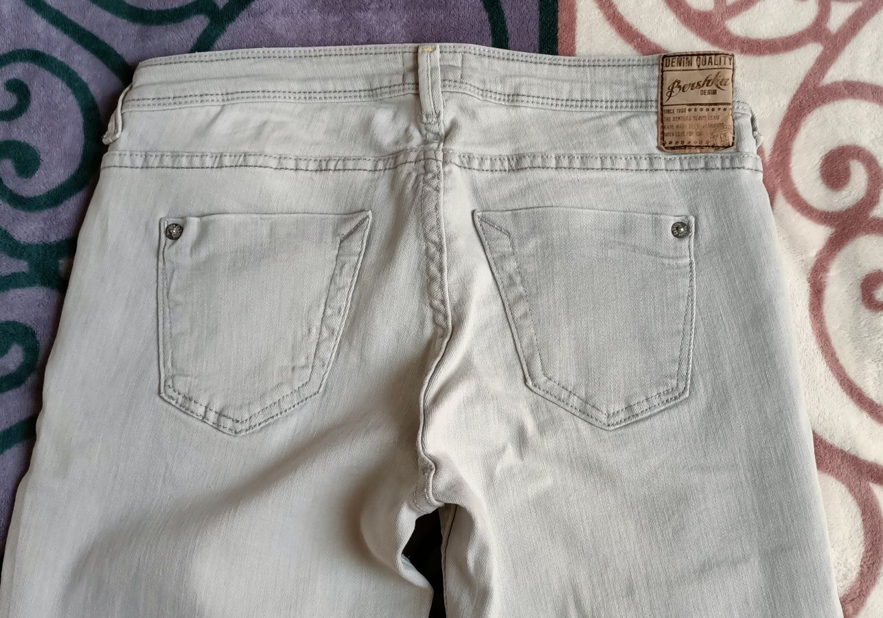 Spodnie jeansowe Bershka 38 M NOWE