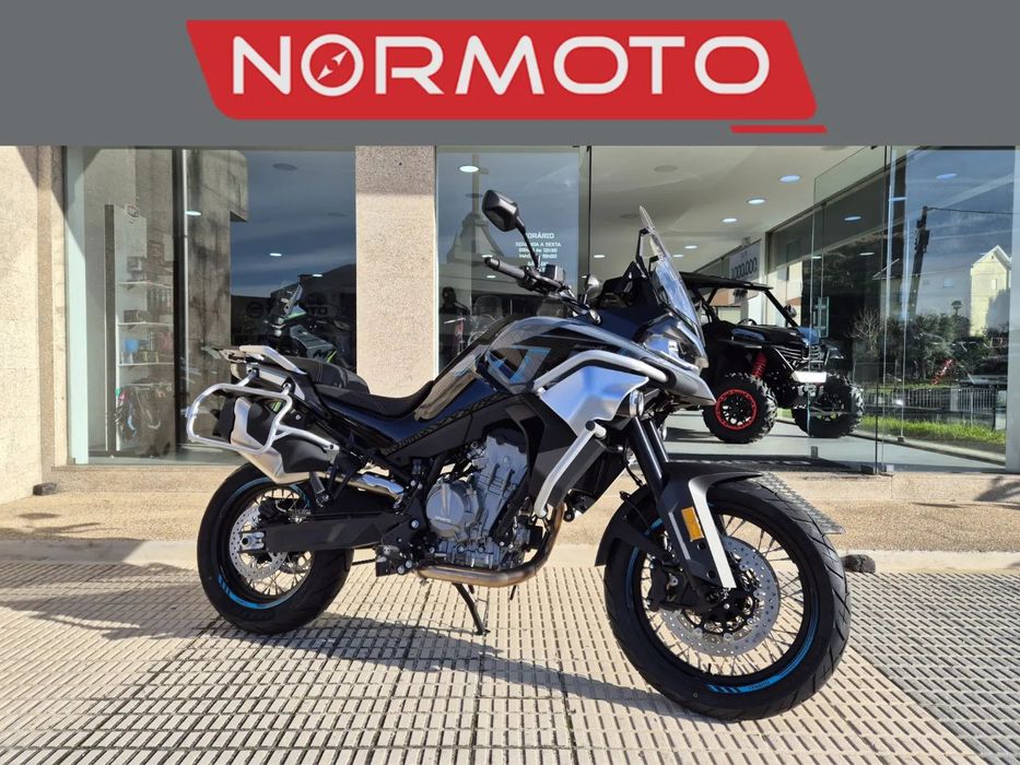 CF Moto 800MT Sport