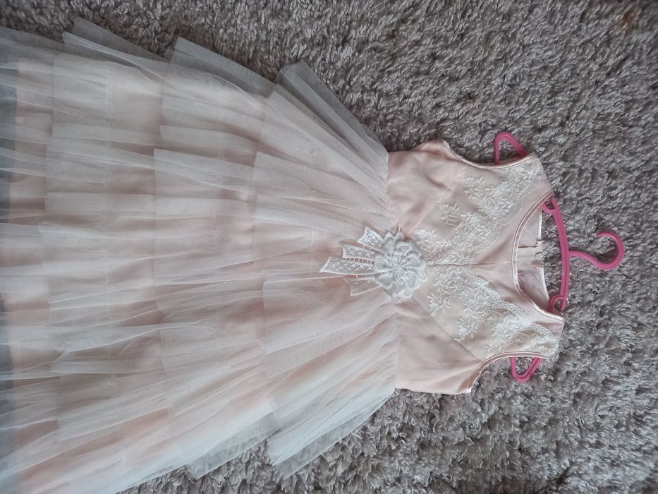 сукня плаття  на свято ніжно рожеве фатін 110 116