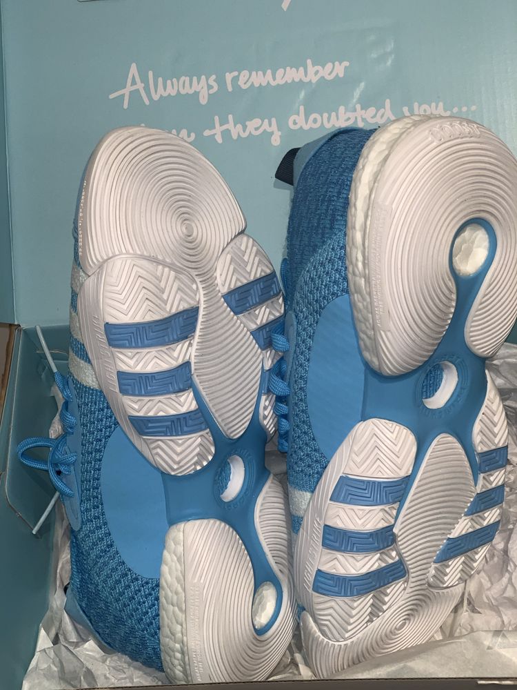 Ténis Adidas Trae Young 2 46