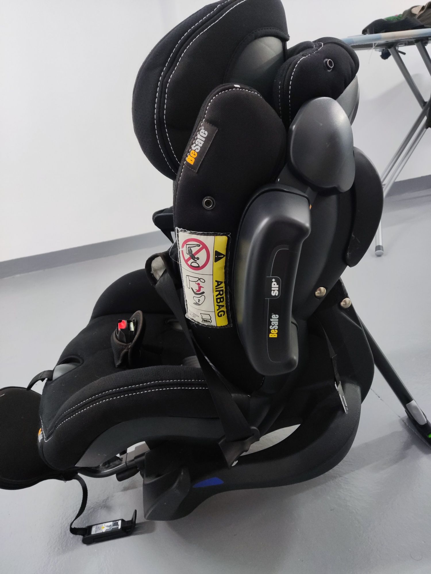 Bom preço! Cadeira auto Besafe Izi Plus X1 (RF)