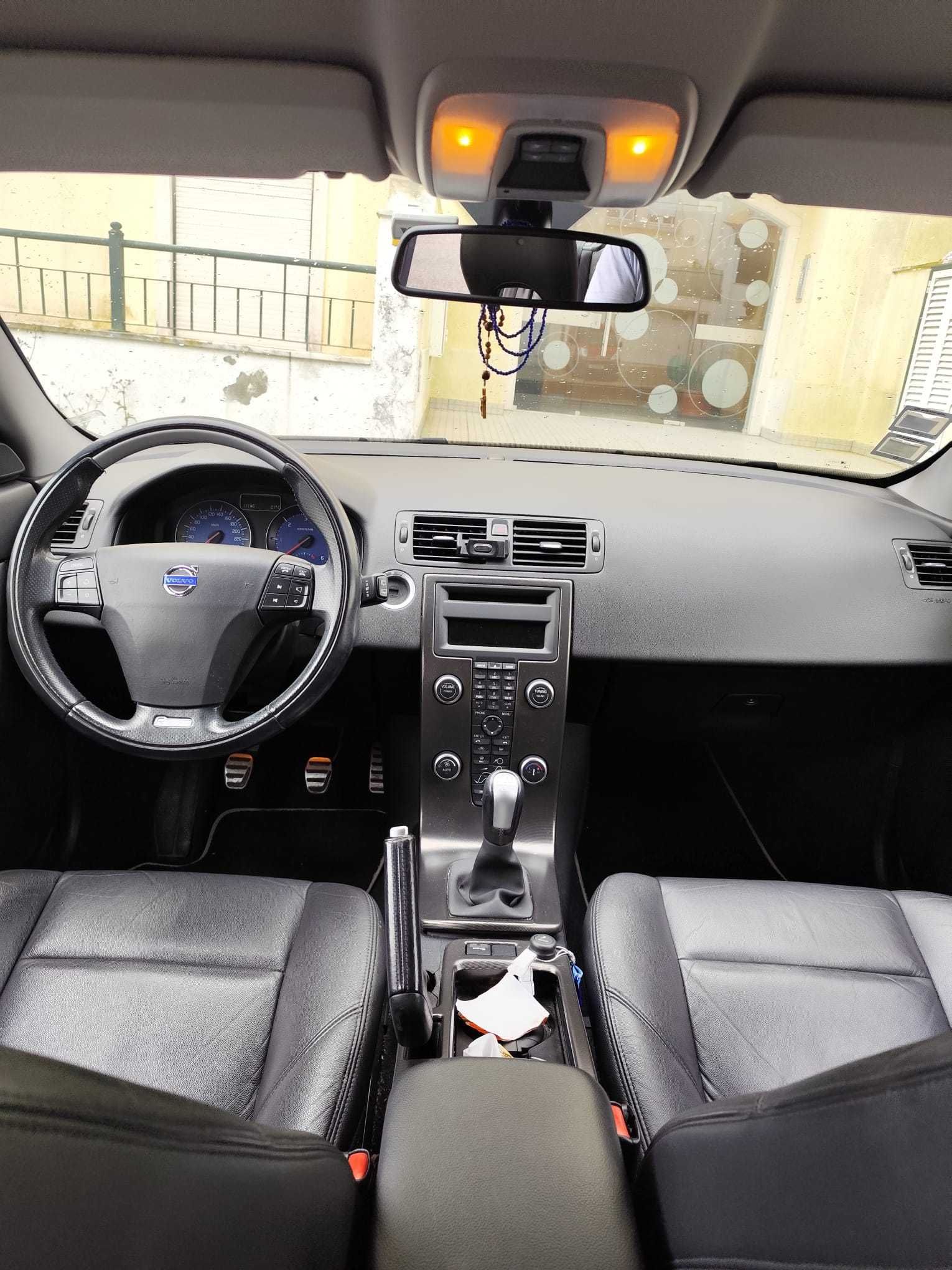 Carro Volvo V50 2011